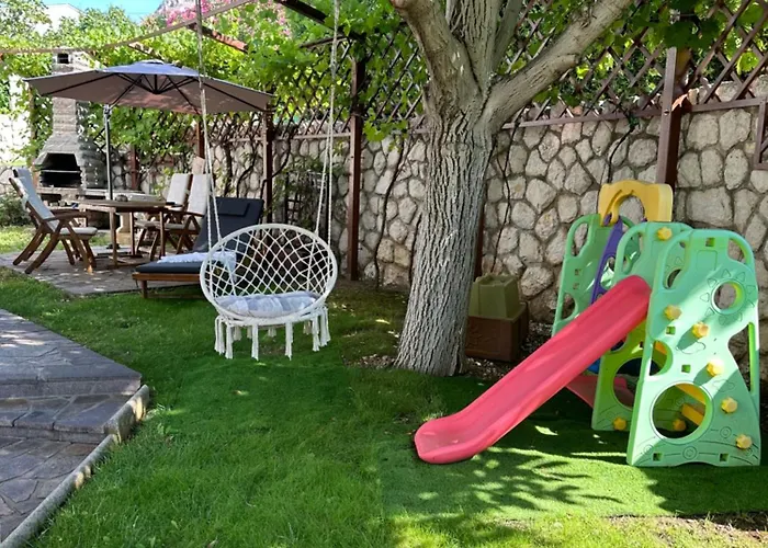 Zlatko & Mira Dorcic באסקה